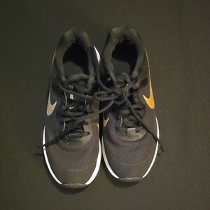 Nike Revolution 6 GS - Black w/ Gold Swoosh Sneakers
